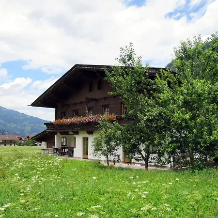 Daire Gredler-1 By Interhome